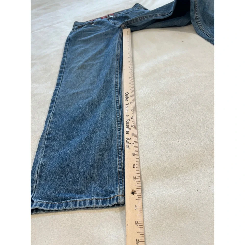 Arizona Jeans Co discover enduring